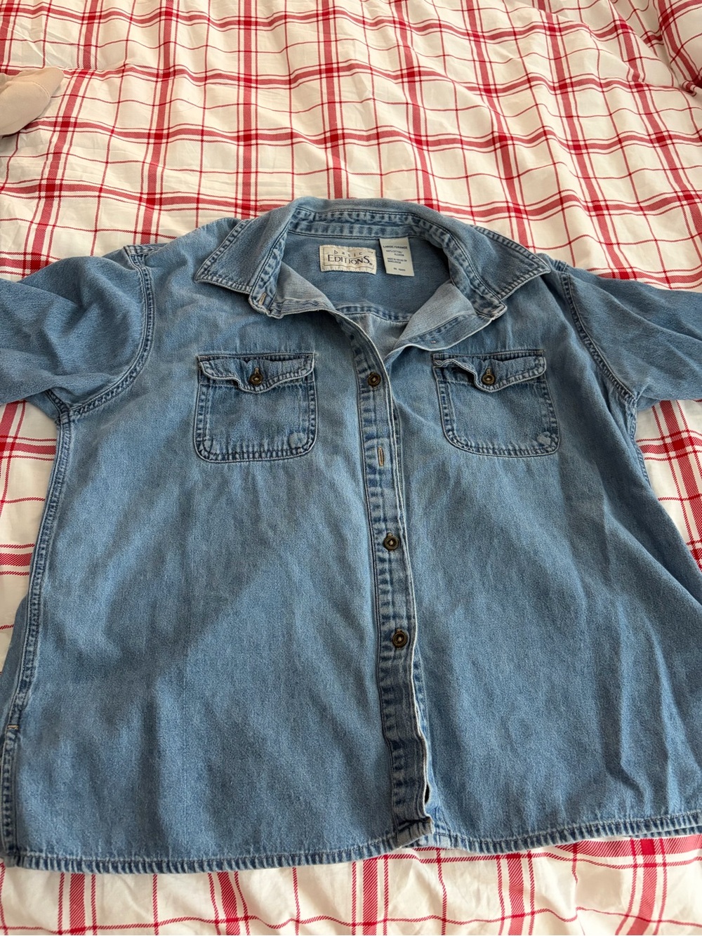 Eddie Bauer Light Blue Short-Sleeve Denim Button-Front Shirt